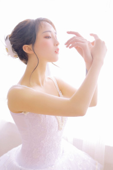 校园NP学长乖把腿张开H